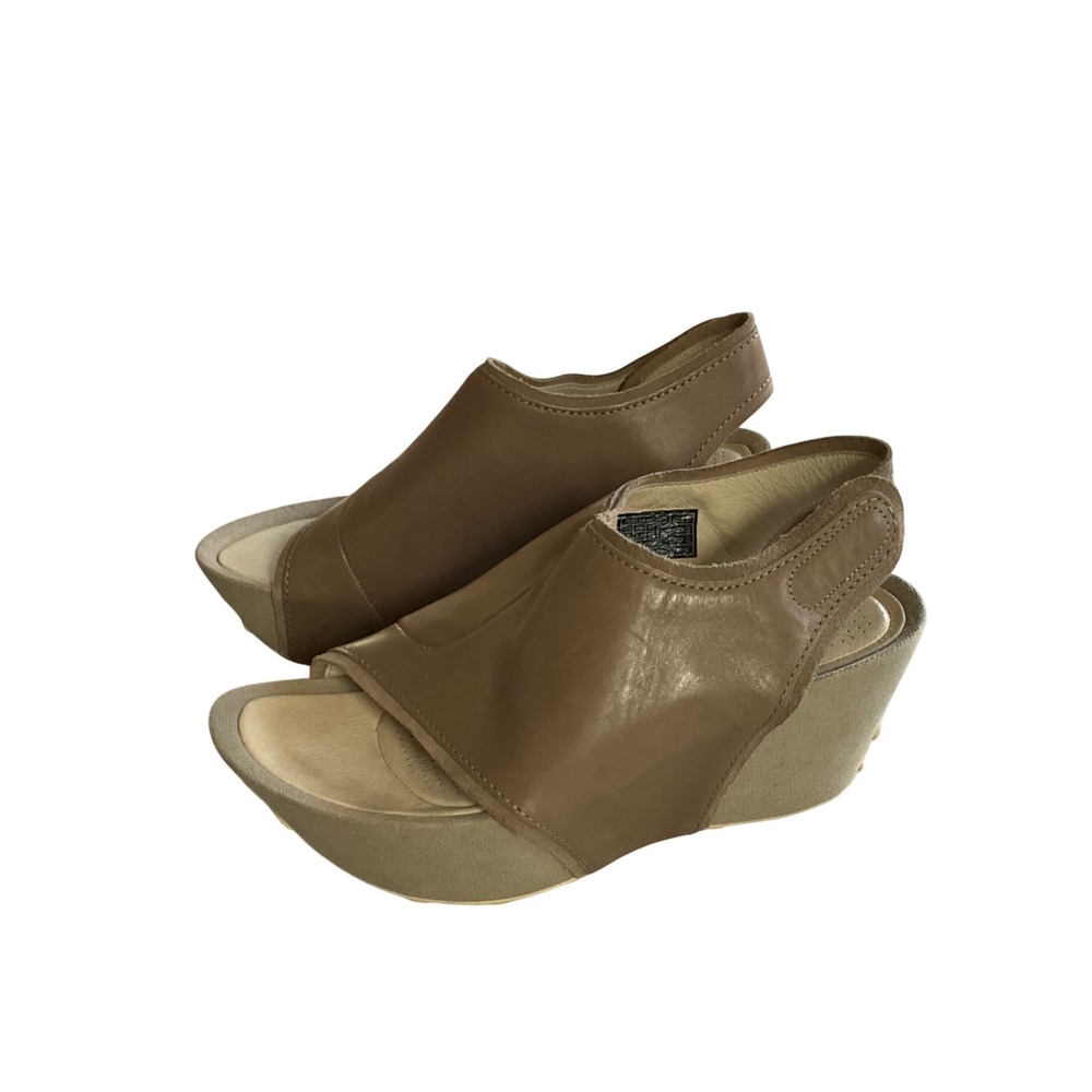 Tsubo Putt Wedge Sandals Womens 7 Taupe Leather Slingback Platform 8237-PUTT